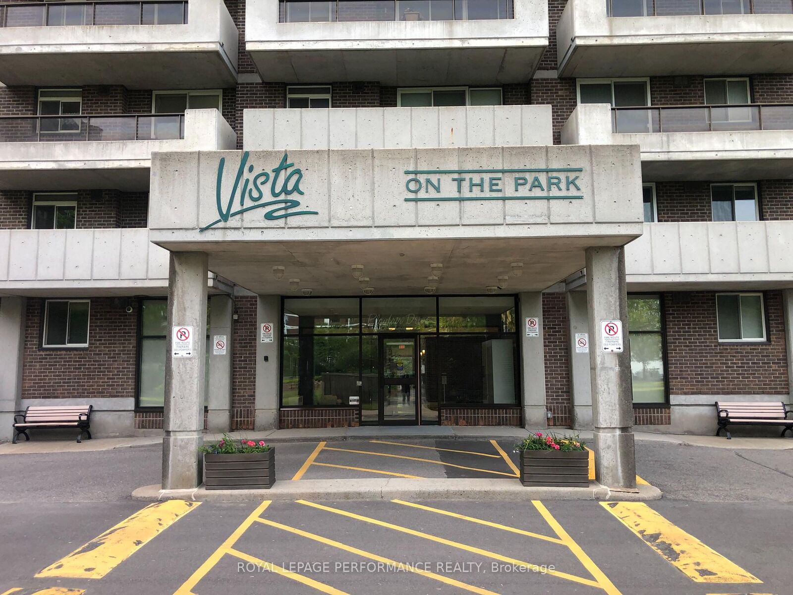 Photo de la propriété: 1705 Playfair Drive 1602 ON K1H 8P6