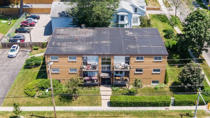 Property Photo:  242 Darcy Street 11  ON K9A 4A3 