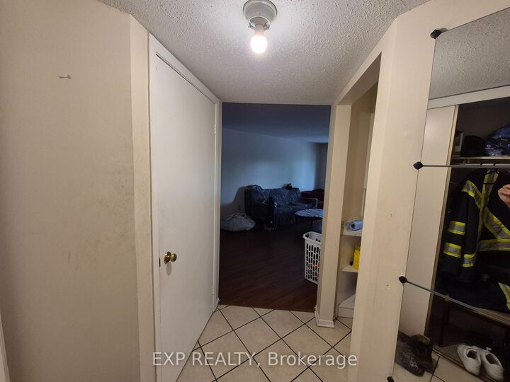 Photo de la propriété:  270 Lorry Greenberg Drive 218  ON K1T 3K2 