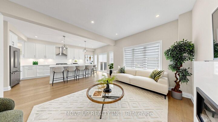 35 Lauderdale Drive — photo 1