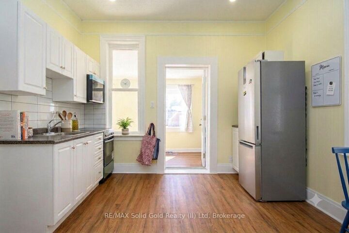 Property Photo: 10 Shanley Street ON N2H 5N8