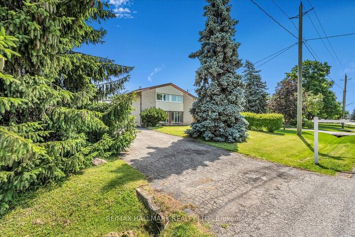 Property Photo:  433 Seabourne Drive  ON L6L 4E9 