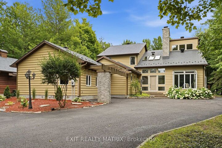 Property Photo: 1634 Lucien Street ON K0B 1K0