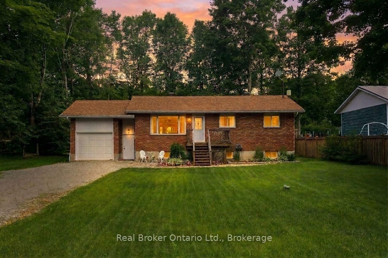 Photo de la propriété: 16 Mundy Avenue ON L9M 0B5
