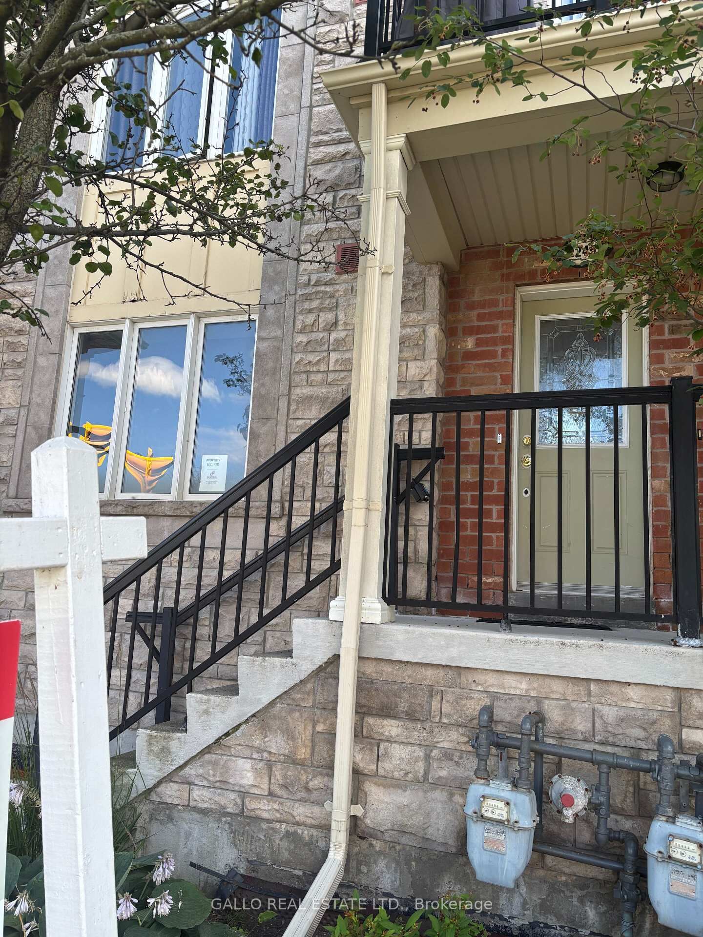 Property Photo: 2245 Bur Oak Avenue 86 ON L6E 0C2