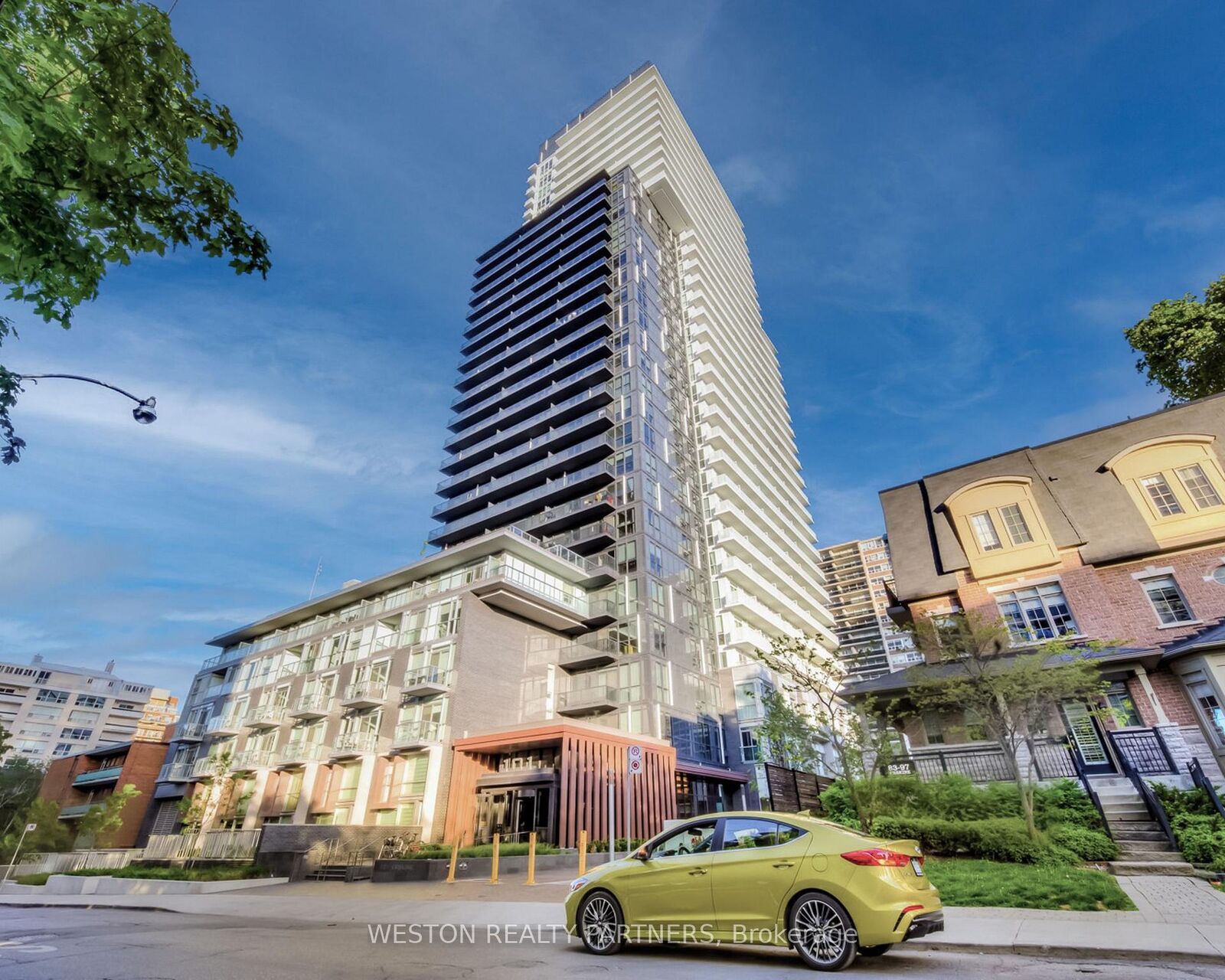 Property Photo: 101 Erskine Avenue 1110 ON M4P 1Y5