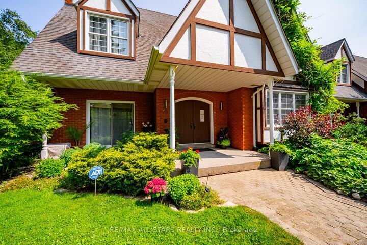 Property Photo: 23 Forfardale Road ON L4A 7X3