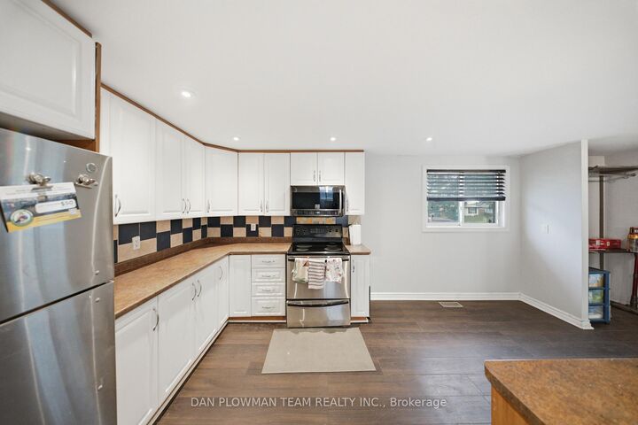 Photo de la propriété: 1185 Norman Court ON L1H 7X2