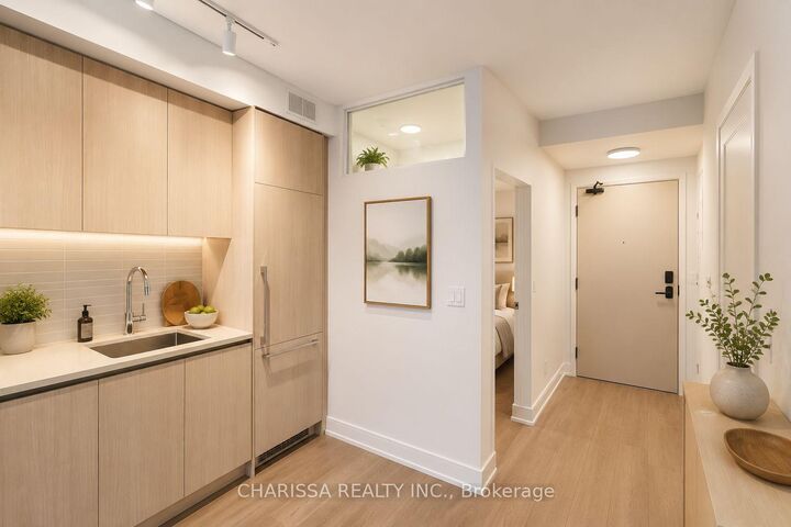 Property Photo:  3250 Carding Mill Trail 222  ON L6M 1L3 