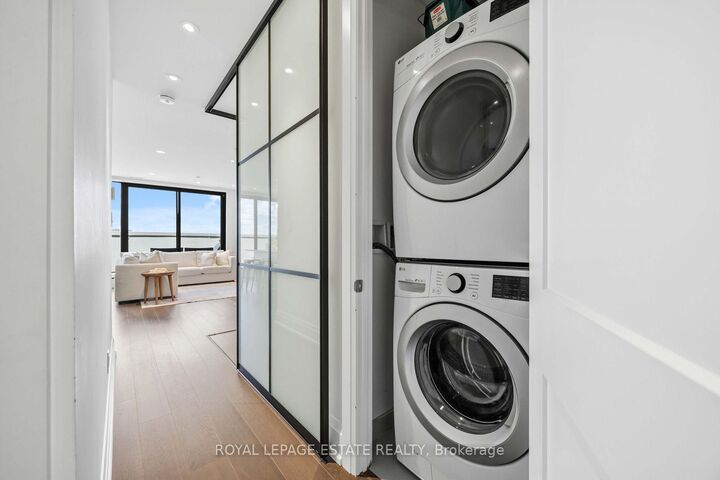 Property Photo:  365 Beech Avenue 511  ON M4E 0C2 