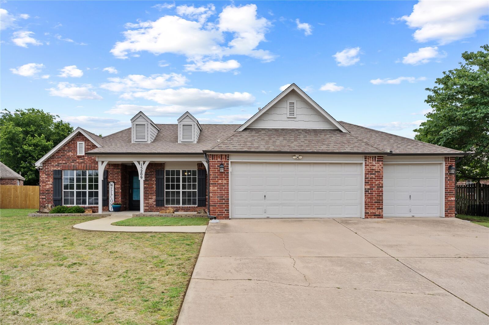 Property Photo:  15209 E 90th Place N  OK 74055 