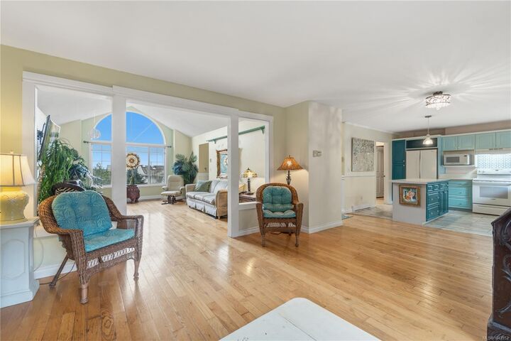 Property Photo: 120 Hornby Pl BC V9K 1R6