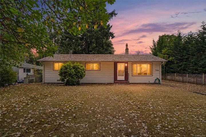 2986 Glen Lake Rd — photo 1