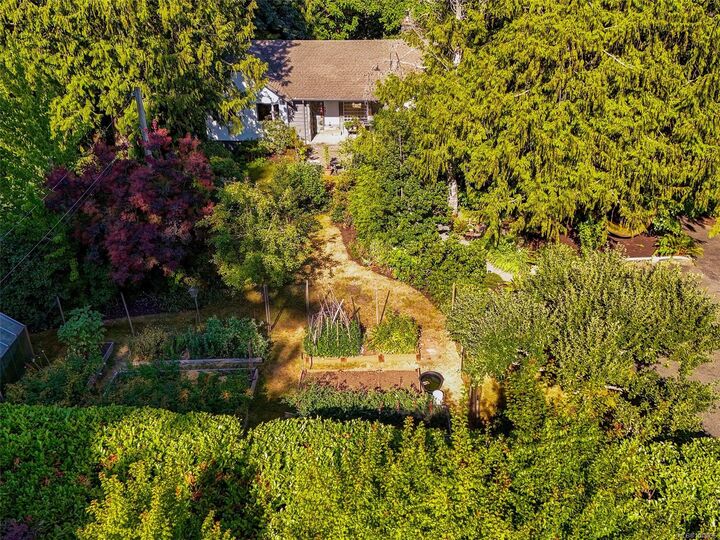 Property Photo: 6232 Rodolph Rd BC V8Z 5V8
