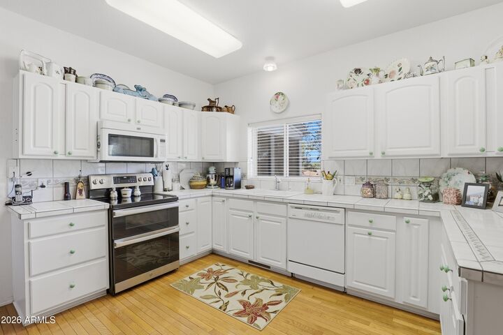 Property Photo: 210 N Stagecoach Pass AZ 85541