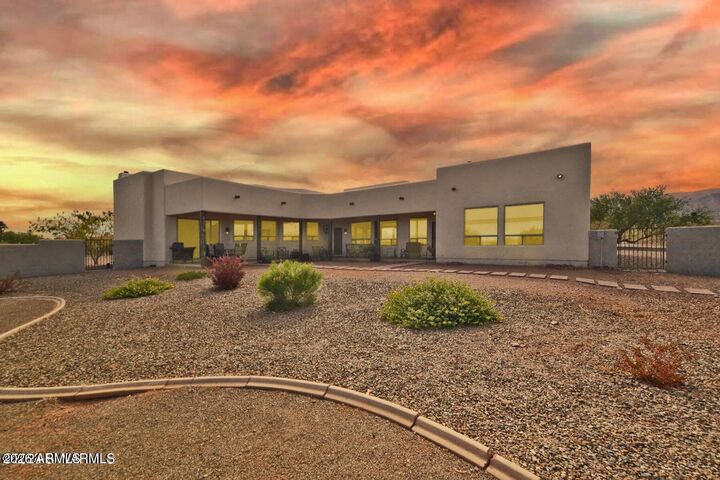 Property Photo:  780 E House Mountain Drive  AZ 86326 