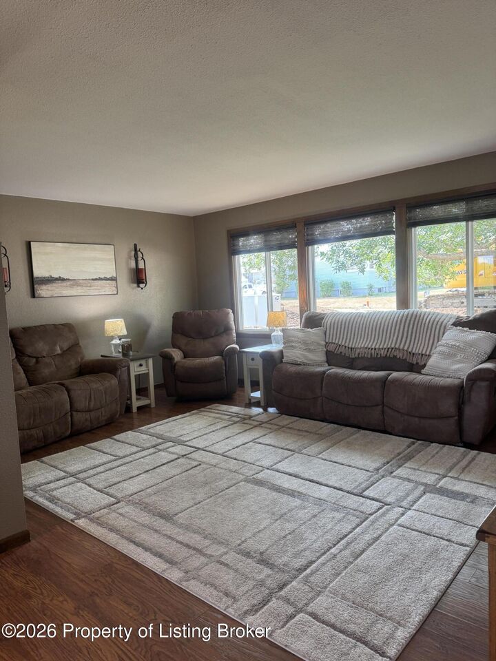 Property Photo: 504 5th Street NE ND 58854