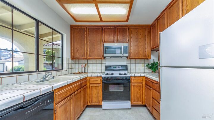 Property Photo: 979 Hacienda Circle CA 94928