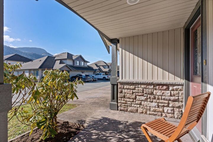 Property Photo: 44523 McLaren Drive 60 BC V2R 0C2