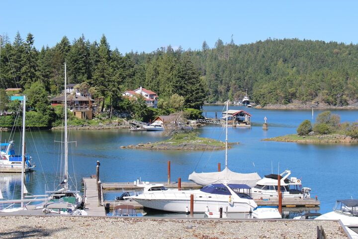 12849 Lagoon Road 18D — photo 1