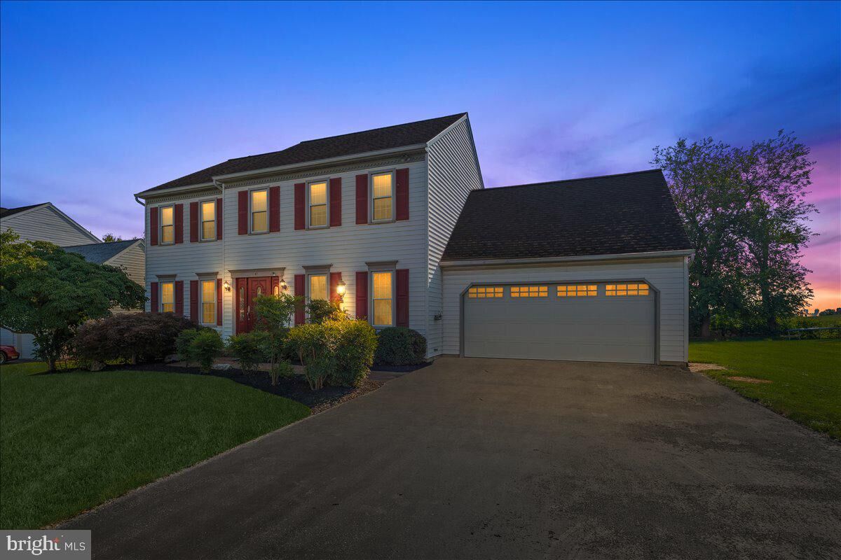 Property Photo:  41 Apricot Avenue  PA 17540 