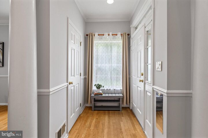 Property Photo:  20 Cambridge Court  NJ 08540 