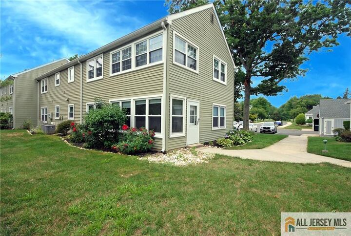 Property Photo:  264 Middlebury Lane A  NJ 08831 