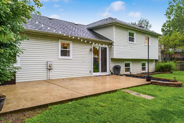 Property Photo: 11900 Huntington NW Way OH 43147