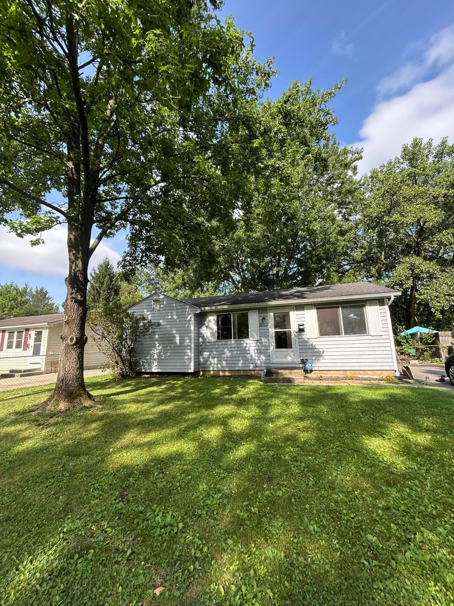Property Photo: 6073 Silverwood Street OH 43229