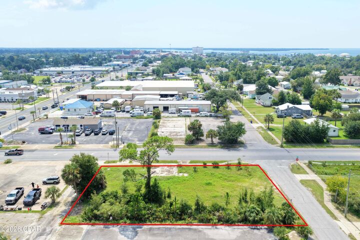 Property Photo:  14 W 11th Street  FL 32401 