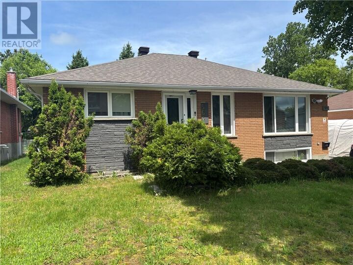 Property Photo: 561 Burton Avenue ON P3C 4K8