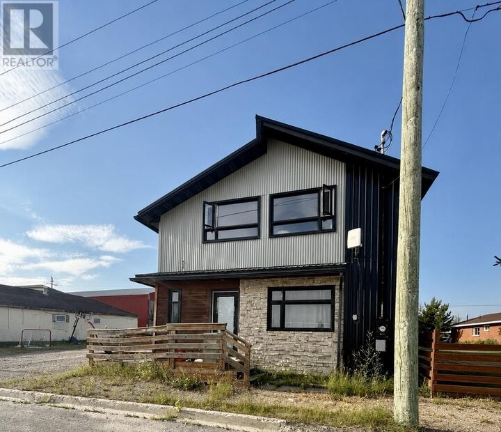 108 First NE Ave — photo 1