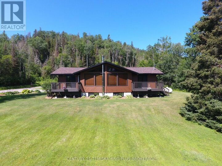 Property Photo:  805519 Hooper Road  ON P0J 1P0 