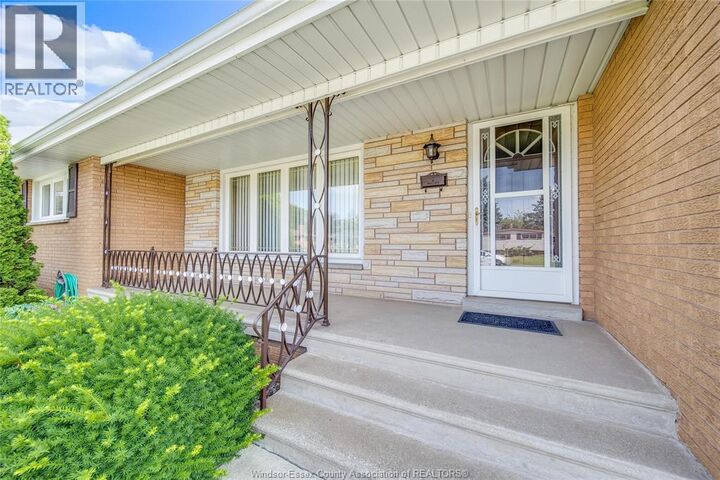Property Photo: 2506 Longfellow Avenue ON N9E 2K9