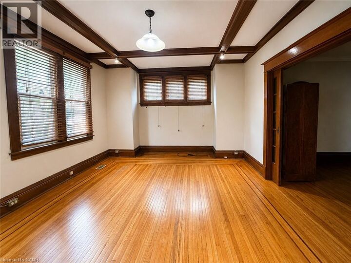 Property Photo:  15 Prospect Street South 1  ON L8M 2Y9 