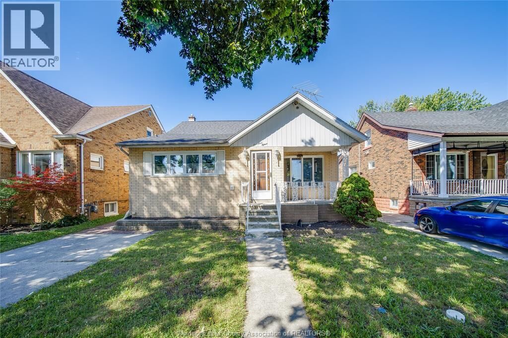 Property Photo:  1715 Alexis Lower  ON N8Y 4P6 