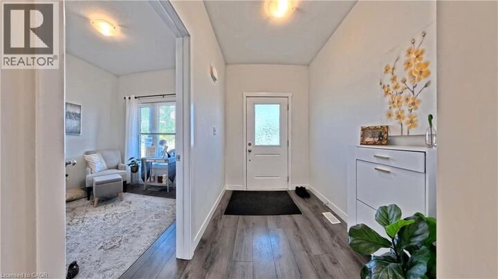 Property Photo:  12 Waterthrush Lane  ON N3Y 0E9 