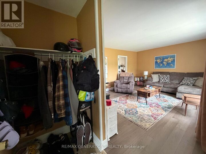 Property Photo:  15 Princess Avenue  ON P0T 2W0 