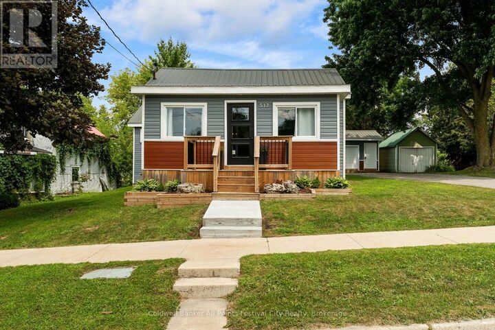 Property Photo: 517 Willoughby Street ON N0G 2H0