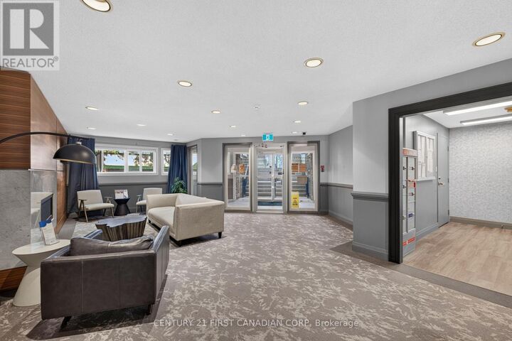 Photo de la propriété:  15 Jacksway Crescent 222  ON N5X 3T8 