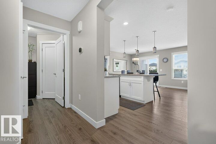 Property Photo:  21 Augustine Crescent 32  AB T8H 0X4 