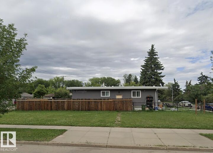 Property Photo: 7604 7606 75 Street NW AB T6C 2E9