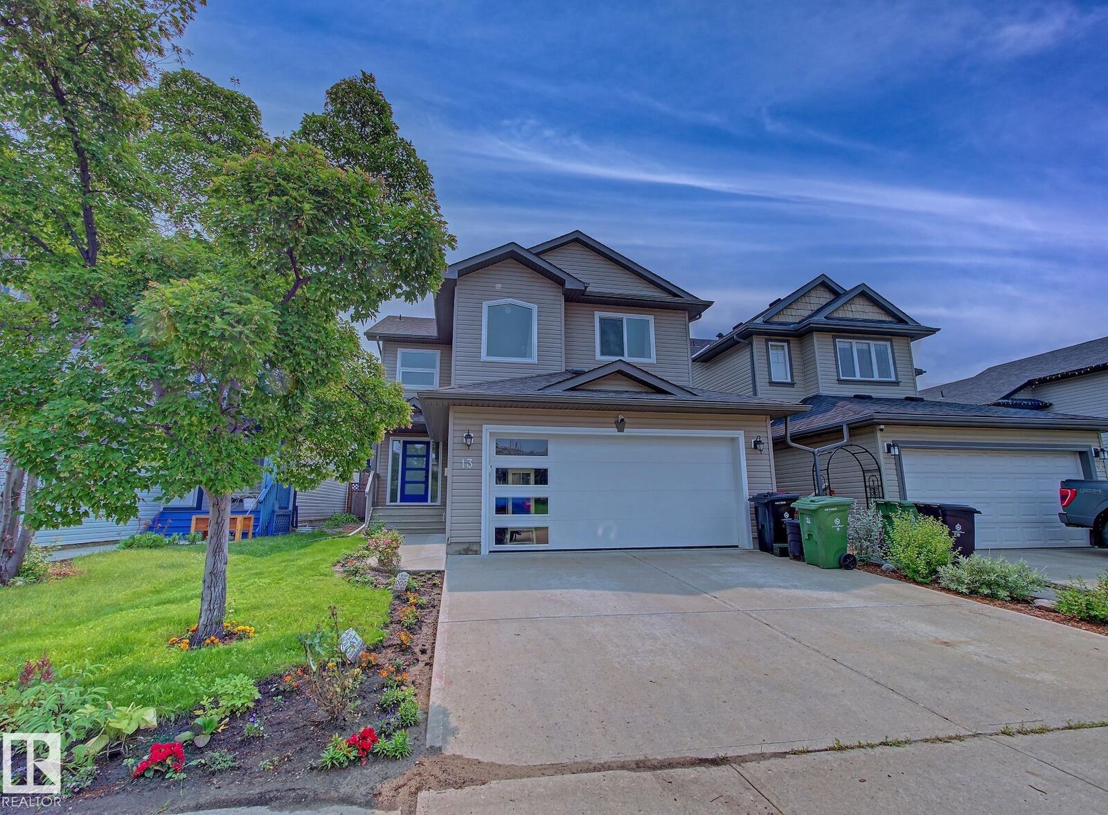 Property Photo: 13 Almond Bay AB T8L 0A4