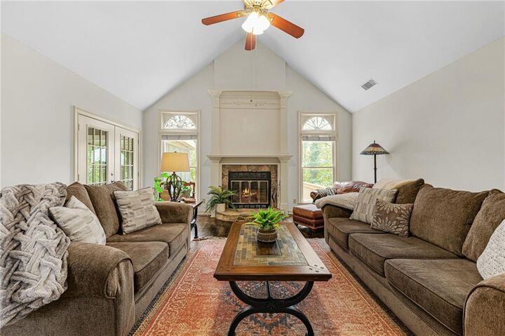 Property Photo: 160 Fairway Ridge Drive GA 30022