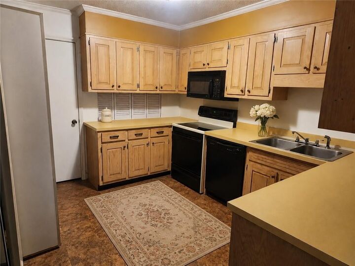 Property Photo: 38 Willowick Court GA 30038
