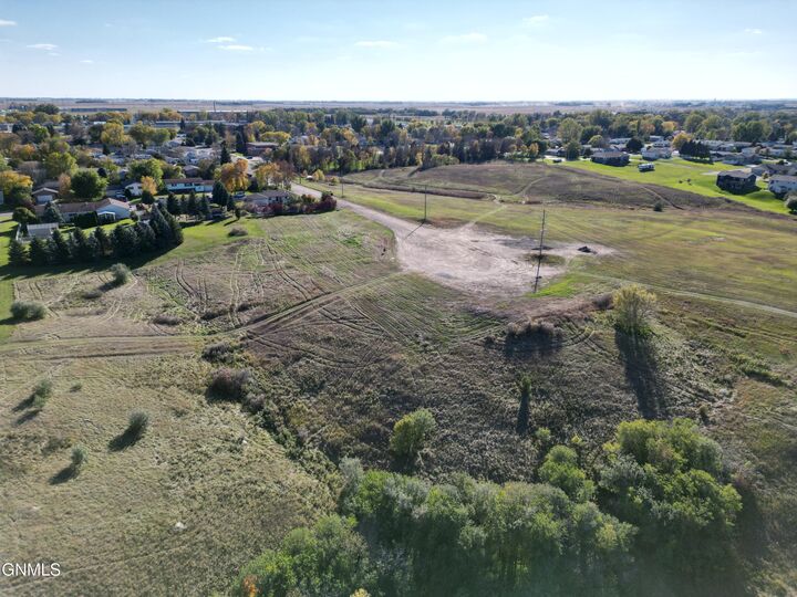 Property Photo: 1211 11th Avenue SW ND 58401