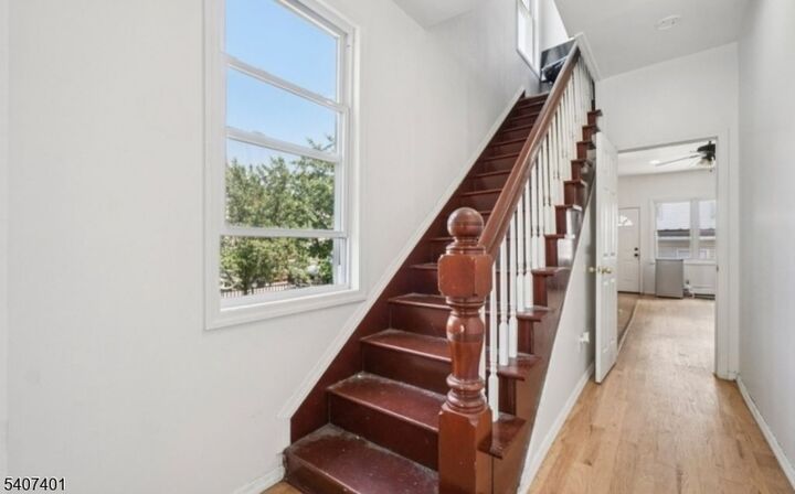Property Photo:  226 Waverly Pl  NJ 07079 