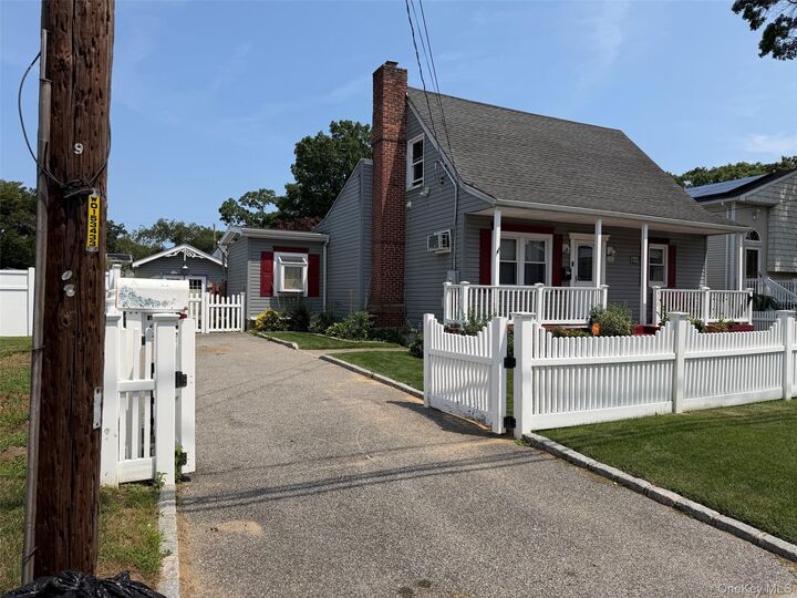 Property Photo: 300 Beachview Street NY 11726