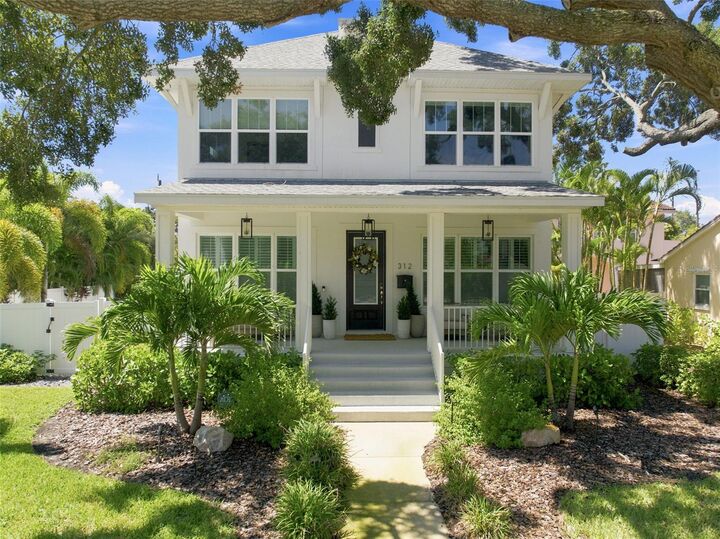 Property Photo: 312 35th Avenue NE FL 33704