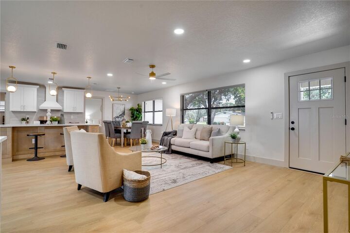 Property Photo:  2239 68th Avenue N  FL 33702 